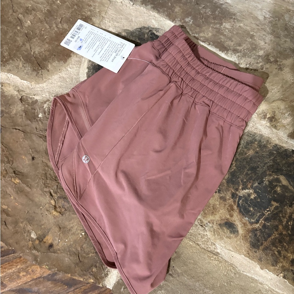 Women's Lululemon Hotty Hot Shorts - New with Tags!